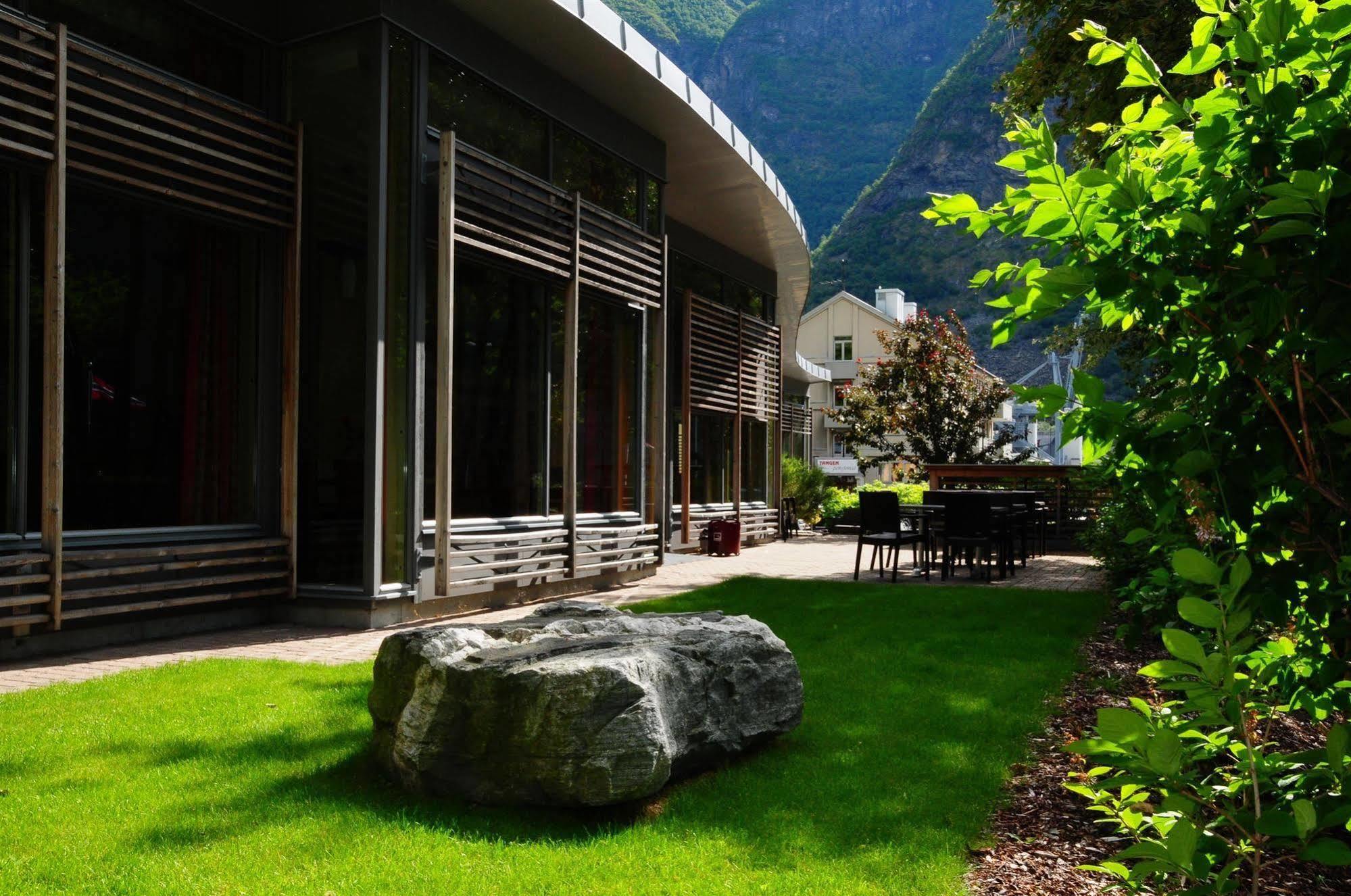 Klingenberg Hotel - Ardal Årdalstangen Екстериор снимка